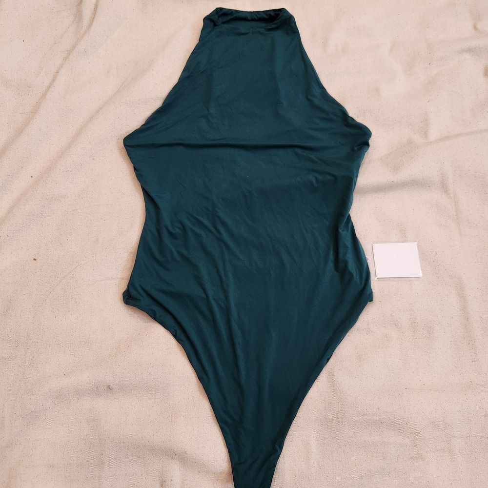 New Naked Wardrobe Green Mock Neck Thong Bodysuit Large L Sleeveless Tank top